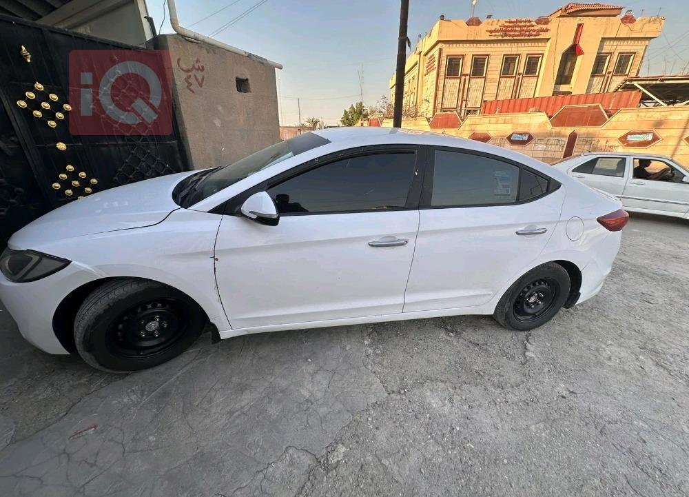 هيونداي النترا